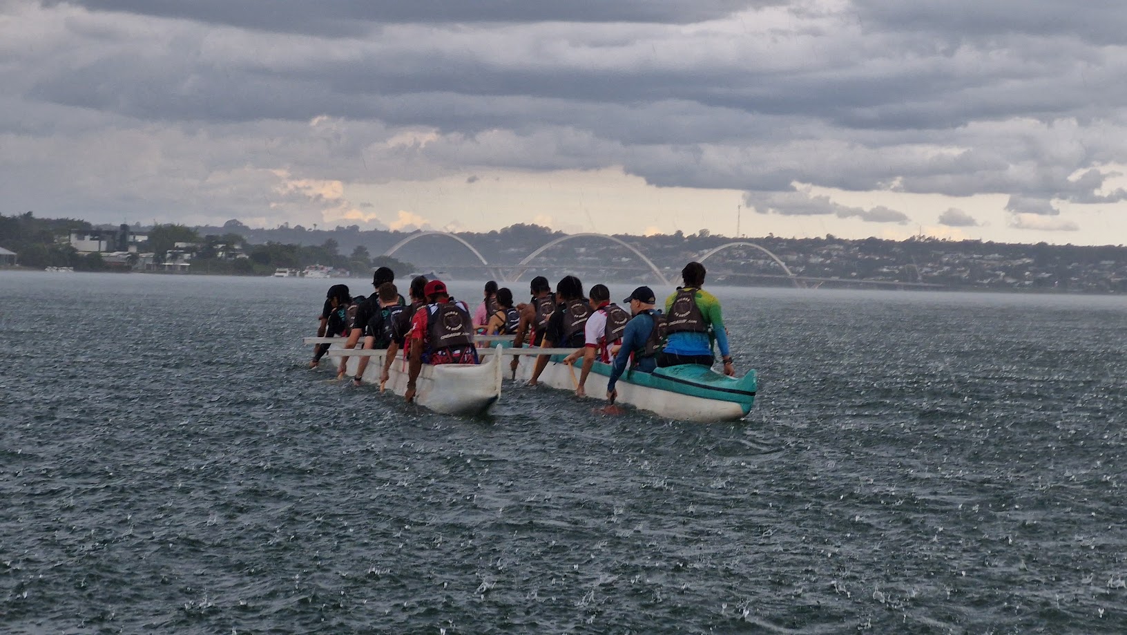 Filhos da Nação, sediado na Ascade, promove ação ambiental no Lago Paranoá