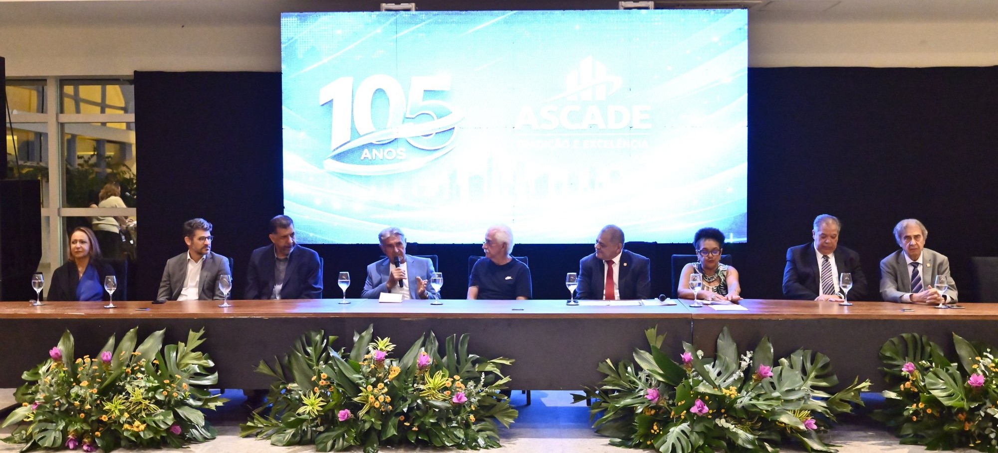 Ascade celebra 105 anos de história em solenidade com autoridades e associados