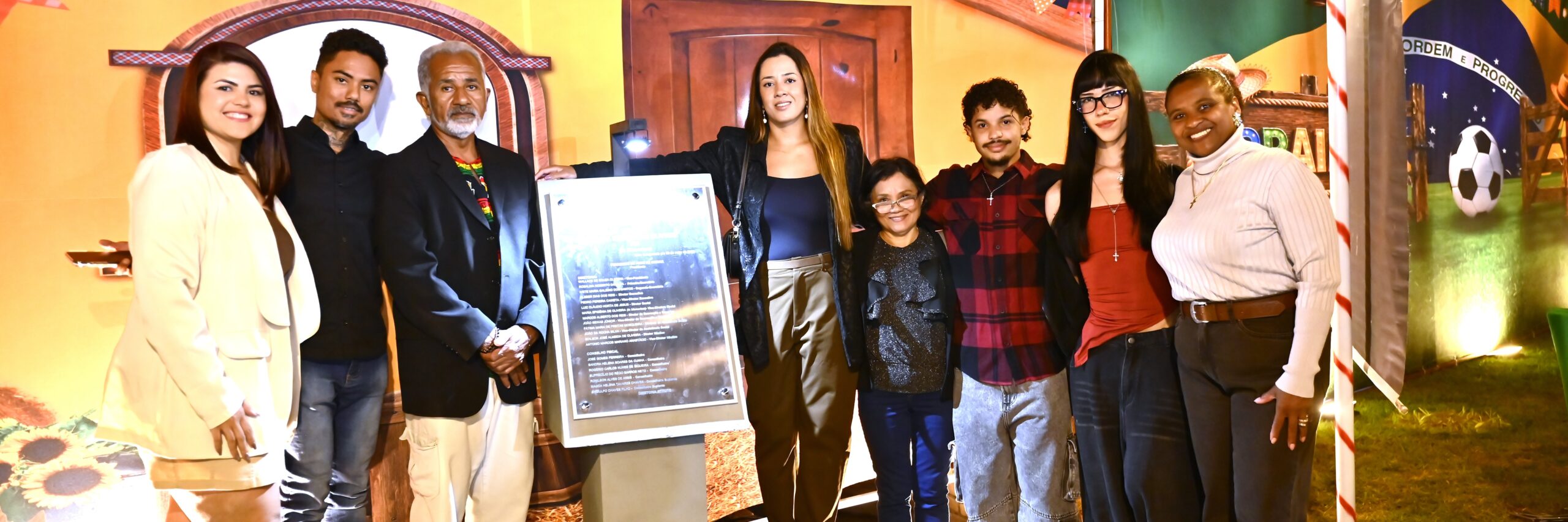 Ascade inaugura Praça Maria Efigênia Oliveira e eterniza o legado de Dona Fifi